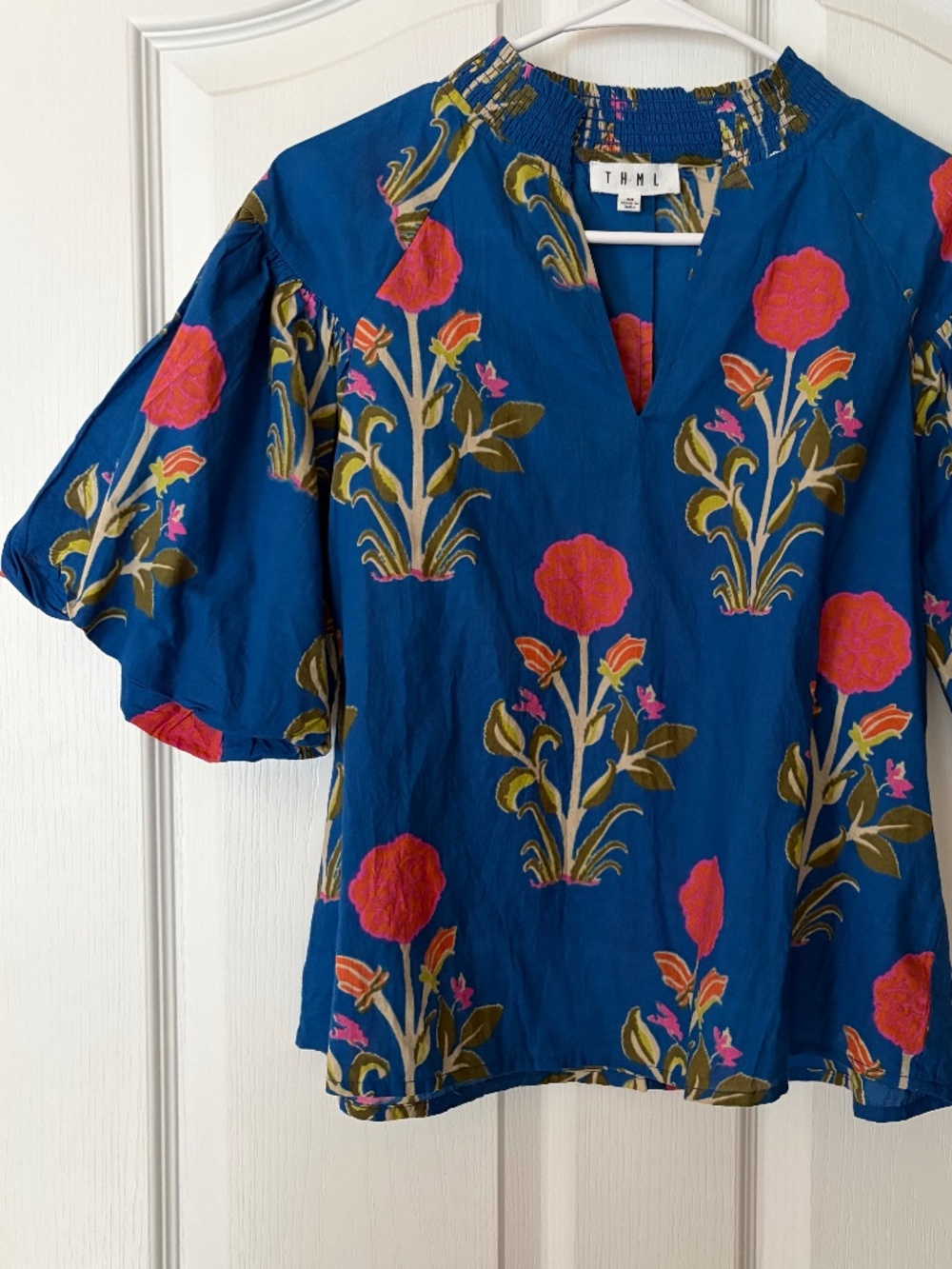 Women's THML Blue Raglan/Bubble Sleeve V-Neck Floral Blouse XS 100% Cotton